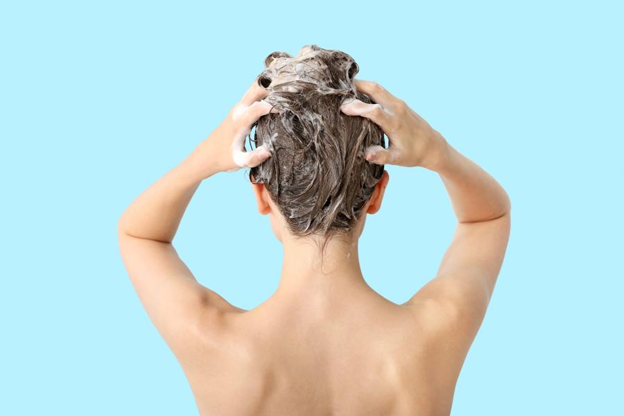 Jak často mýt jemné vlasy?